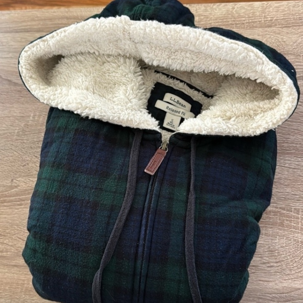 LL Bean Scotch Plaid Sherpa fur lined full zip Jacket Hoodie. Women’s Small